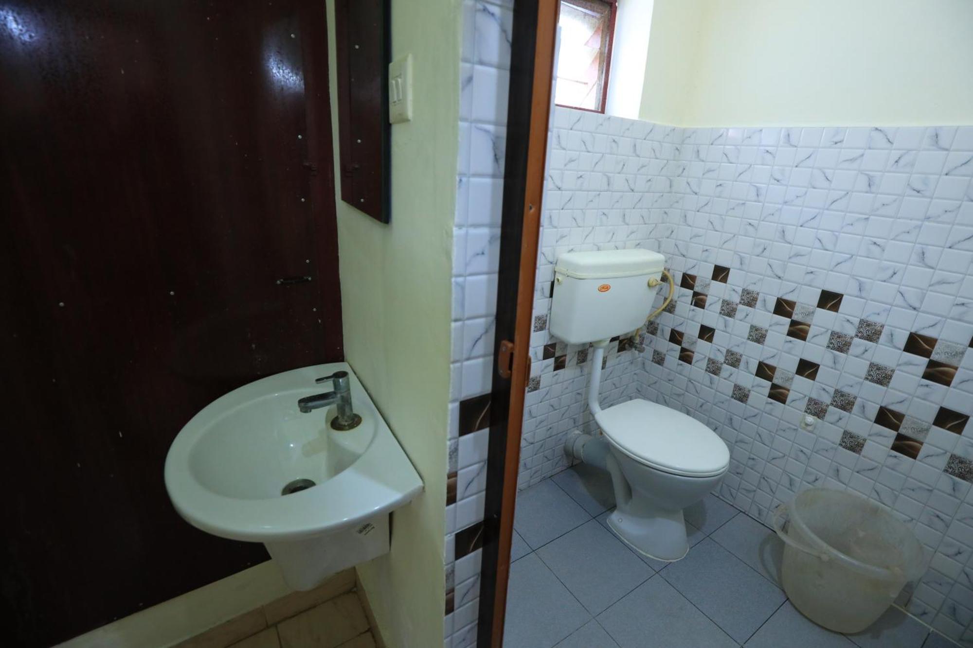 טריואנדרום Hotel Gamas Inn מראה חיצוני תמונה