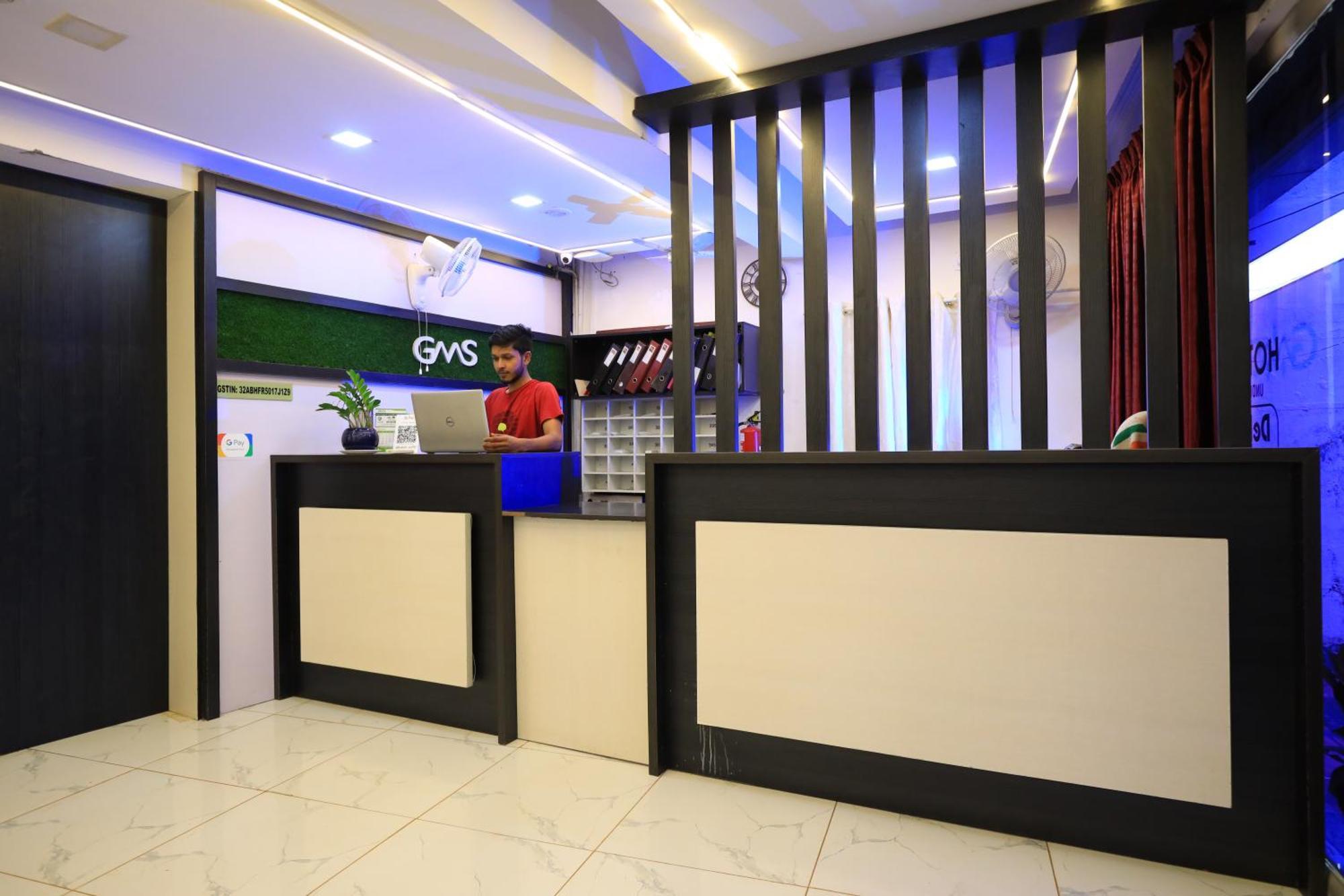 טריואנדרום Hotel Gamas Inn מראה חיצוני תמונה
